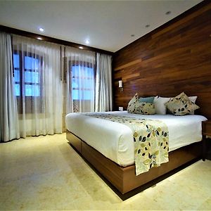 Habitación Gran Clase con Cama King